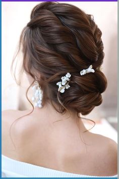 Flower Bun, Classic Wedding Hair, Mermaid Braid, Wedding Hairstyles Bridesmaid, Mother Of The Bride Hair, Hair Guide, Bridal Makeup Looks, Wedding Hair Down, Short Wedding Hair