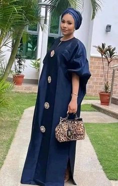 Adire Dress, African Kaftan Dress, Boubou Styles For Women, African Kaftan, Long Caftan Dress, Bubu Gown Styles, Prom Birthday, Kaftan Dresses, Long African Dresses