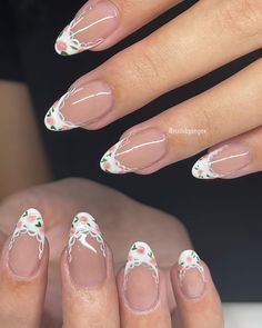 Gel Polish Nail Designs On Natural Nails Summer, High Tea Nails, Interesting French Nails, Rounded Nail Ideas, April Gel Nails, Pink Nails With Nail Art, Almond Short Nails Design, Nails With Roses Design, Tea Nail Art