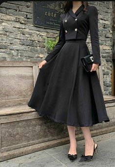 Black Elegant Outfit Classy Chic, Classy Dresses Elegant Knee Length, Style For Hijab, Classy Fashion Chic, Elegance Dress, Modest Casual Outfits, Mode Kimono, Elegant Outfit Classy, 파티 드레스