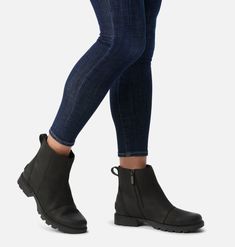 Sorel Booties Outfit, Flat Platform Sandals, All Weather Boots, Booties Outfit, Sorel Boots, Weather Boots, Style Moodboard, Clog Heels, Wrap Heels