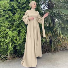 Arab Kaftan, Abaya Casual, Valentines Dresses, Casual Kaftan, Eid Fits, Modest Outfits Muslim