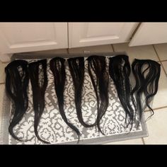 20/21 Inch Dark Brown/ Off Black Jz Styles Clip In Hair Extensions. Includes 7 Wefts Used For About 3 Months. One Clip The Stitching Is Coming Off The Clip Part Just Needs Sewn Back With A Stitch. These Have Lots Of Life Left. Only Used Paraben & Sulfate Free Products. These Were The Bentley But I Got Them Dyed To Match My Hair. I Went Back Blonde So No Longer Need These. Jz Styles Hair Extensions, Jz Styles, Clip In Hair, Free Products, Sulfate Free, Clip In Hair Extensions, Off Black, My Hair, Clip Ins