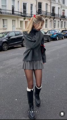 Estilo Indie, Skandinavian Fashion, Chique Outfits, Rock Outfit, Estilo Preppy, Paris Outfits, Looks Street Style, Dinner Outfits, Cute Fall Outfits