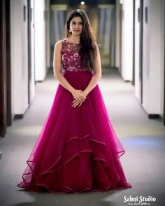 Amritha Aiyer, Gown Dress Party Wear, Party Wear Frocks, Net Gowns, Gown Party Wear, Party Wear Gown