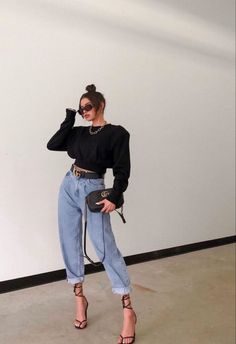 5 Ways to Improve Your Personal Style and Interior Design - thatgirlArlene Thursday Mood, Classy Vintage Outfits, Classy Vintage, Chique Outfits, Looks Street Style, Mode Inspo, Looks Chic, Waist Jeans, 가을 패션