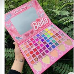 Barbie Makeup Kit, Penyimpanan Makeup, Makeup Geek Eyeshadow, Makeup Pallets, Makeup Eyeshadow Palette, Barbie Makeup, Fancy Makeup