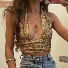 #floral #yellow #summer #beach #pink Corset Summer, Vest Corset, Look 80s, Backless Halter Top, Estilo Hippy, Mode Hippie, Beach Clothes, Estilo Hippie, Neue Outfits