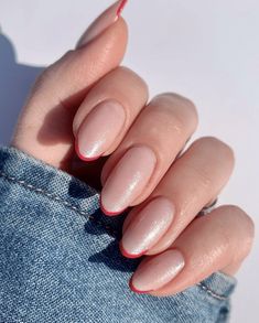 45 Micro French Tip Nails That Are Trendy AF! - Colleen Hobson Tip Dip Nails, Micro French Tip Nails, French Tip Dip Nails, Micro French Tip, Classy French Tip Nails, French Nails 2023, Micro French Manicure, Micro French Nails, Classy Manicure