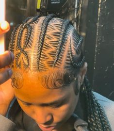 Freestyle stitch braids • pin @shesegb • tiktok: @shesegb • ig: shesegb • Freestyle Stitch Braids, Linen Polo Shirt, Quick Braids, Hairstyles For Ladies, Downtown Atlanta