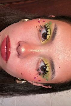 @af.existe Fun Makeup, Makeup Inspo, Best Makeup Products, Makeup Looks, Makeup, Pins, Make Up, Make Up Looks