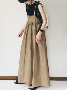 Pattern: solid colorName of fabric: chemical fiber blendedType: A-line skirtColor: beige, khaki, gray, green, blackContent of main fabric components: 30%-50%Placket: pulloverMain fabric composition: polyester fiber (polyester)Size: average sizeSkirt length: Long skirtType of skirt: dressStyle: intellectualityStyle: slingTechnology: high temperature setting Size:Skirt length 125CM ,shoulder strap adjustable Suspender Skirt, Suspender Dress, Khaki Dress, Fashion Mode, Types Of Skirts, Pleated Dress, Look Fashion, Cotton Dresses, Long Skirt