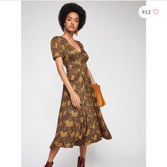 Pretty Paisley Motif Of Earth-Tone Colors. Side Zip For Easy Entry. Brown Wrap Dress, Midi Wedding Guest Dress, Fall Midi, Boho Yellow, Fall Wedding Guest Dress, Dresses To Wear, V Neck Midi Dress, Weekend Outfit, Womens Dress