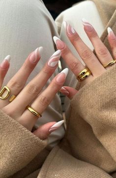 Get inspired by fall colors for your next French manicure! 🍁 Classy and seasonal perfection. 💅 #FallNailInspo #FrenchManicure #SeasonalNails French Nails Design, November Nail Designs, Summer Nails 2023, Trending Nails, November Nails, Nails 2023, Acrylic Nails Coffin Short, Minimalist Nails