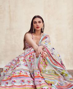 Ladies Kurti, Aditi Rao Hydari, Desi Aesthetics, Mehendi Ceremony, Aditi Rao, Delhi Wedding, Stitched Lehenga, Beautiful Sarees, Indian Photoshoot