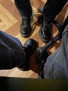 me and bf matxhing shoes