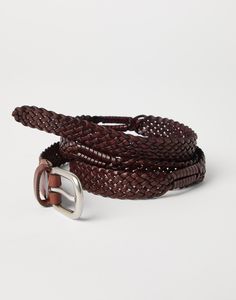 Scratched braided calfskin belt This leather belt will complete a look with a vintage-inspired detail. The leather’s distinct "scratched" texture is combined with weaving, giving the accessory an irregular appearance that is full of character. Formal Woven Leather Belt, Formal Leather Rope Belt, Classic Braided Leather Belt, Classic Leather Rope Belt, Classic Woven Leather Belt, Adjustable Woven Leather Belt, Classic Adjustable Rope Belt, Brown Leather Rope Belt, Blazer And T Shirt