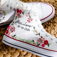 White Converse High Top shoes embroidered with bridal bouquets for weddings are inspired by the gorgeous bridal bouquet. With many years of experience embroidering wedding shoes for the bride, this time I was really happy to receive a personalized canvas sneaker embroidery design for a very special guest. They sent me wedding photos and sweet bouquets of flowers. I love them and also love this custom embroidered item. If you also need a pair of Converse Wedding Shoes or a pair of Vans Shoes for the bride, please message me with wedding photos. I will design and embroider a special pair of wedding shoes for your wedding anniversary. * Product details: ''Wedding Converse Embroidery Bridal Flower, Rose and Name Embroidered Vans for Bride, Wedding Flowers Embroidered Shoes, Anniversary Gifts'' Bride Vans, Sneaker Embroidery, Converse Embroidery, Quinceanera Shoes, Embroidered Vans, Converse Wedding, Unique Gifts For Girlfriend, Converse Wedding Shoes, Converse High Top