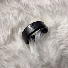 New Without Tags Black Stainless Steel Superman Ring For Men Or Women In Size 10. Matte Black Color Feel Free To Ask Any Questions. Thank You For Looking! Superman Ring, Steel Superman, Ring For Men, Mens Accessories Jewelry, Unisex Ring, Size 10 Rings, Black Stainless Steel, Superman, Matte Black