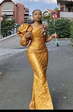 Modest Bazin Styles, Getzner Styles, Senegalese Bazin Styles 2023, West African Eid Outfit Bazin, Senegalese African Dresses 2022, Bazin Styles For Women Senegal 2021, African Party Dresses