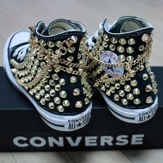 *Handmade Supply *Made to order *Ships worldwide from South Korea *The customs duties may apply from country to country, and must be borne by the buyer. Bejeweled Shoes, Upcycle Shoes, Studded Converse, Diy Earrings Easy, Bling Sandals, Skull Shoes, Diy Sneakers