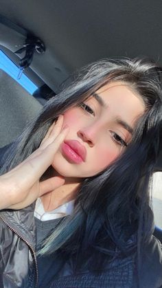 Pale Women, Cute Food Wallpaper, Lips Photo, Popular Makeup, Perfect Nose, Lip Augmentation, Lip Makeup Tutorial, Ideal Beauty, Women's Hairstyles