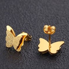 New Stainless Steel Titanium Earrings, Butterfly Earrings Stud, Gold Earrings Designs, Gold Butterfly, Butterfly Earrings, Gold Fashion, 귀여운 동물, Ear Studs, Gold Studs