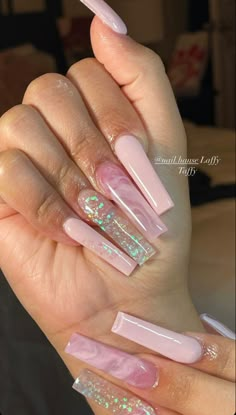 Nail Ideas Acrylic Coffin Baddie, Long Baby Pink Acrylic Nails, Pink Coffin Nail Ideas, Pink Bday Nails, Birthday Set Nails, Birthday Nail Ideas Acrylic, Light Pink Nail Ideas, Pink Baddie Nails, Baddie Nails Ideas