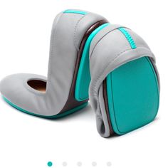 Tieks Cool Grey Flats Only Selling Them Due To Going Up A Size In Tieks! #19 Tieks Ballet Flats, Pastel Leather, Rose Gold Flats, Pink Ballet Flats, Tieks Shoes, Ballerina Pink, Patent Leather Ballet Flats, Pink Flats, Pink Ballerina