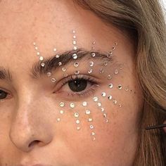 Gem Eye Makeup, Editorial Make-up, Rhinestone Makeup, Rave Makeup, Face Gems, Beauty Make-up, Festival Makeup, Eye Makeup Art, Editorial Makeup