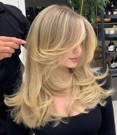 Long Shaggy Blonde Style Layers When Straight, Bardot Fringe Long Hair, Lot Of Layers Haircut Long, Sabrina Carpenter Haircut Layers, Princess Haircuts, Highlighted Fringe, Sabrina Haircut, Bridget Bardot Haircut, Bangs Haircut Long