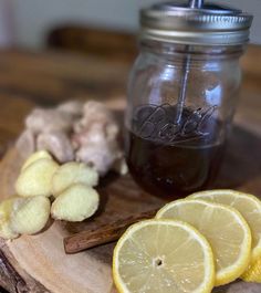 Whip up these soothing homemade cough drops with lemon, ginger, cinnamon, & honey to get a head start on healing your sore throat naturally! Cough Drops Homemade, Lemon Ginger Honey, Throat Tea, Honey Lemon Tea, Sore Throat Tea, Homemade Cough Remedies, Throat Remedies, Sore Throat Remedies, Tea Remedies