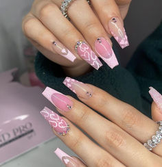 50 Rhinestone Nail Designs to Elevate Your Style Corset Nails, Stylish Nail Art, Light Pink Nails