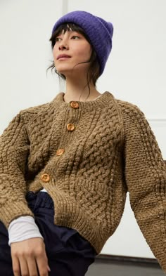 Boyne Cardigan - Plümo Ltd Celebrity Knitwear, Babaa Knitwear, Chunky Knit Sweater Outfit, Denim Blanket, Purple Beanie, Tweed Cardigan, Knit Clothes, Handmade Knitwear, Knitting Fashion