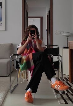 Adidas Samba Orange Outfit, Orange Samba Adidas, Orange Adidas Shoes, Orange Adidas Outfit, Orange Adidas Gazelle Outfit, Orange Samba Outfit, Orange Gazelle Adidas Outfit, Orange Sneakers Outfit Women