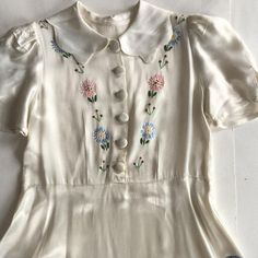 Vintage Embroidery Dress, Ideal Wardrobe, Hodge Podge, Pretty Fashion, Peasant Style, Lovely Clothes, Pretty Style