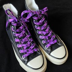 Purple Shoelaces With Pumpkin, Holiday Shoelaces  - ONE PAIR DETAILS: * You will get 1 pair of purple shoelaces * Shoelace: width 0.8cm, length please ref to the options.  * Perfect for any kind of sneakers. NOTES: 1. IMPORTANT: We will double-check each pair's lace length to make sure they match each other of every single order, But Please allows a slight size difference due to manual measurement. 2. Please be reminded that due to lighting effects and monitor's brightness/contrast settings etc, the color tone of the website's photo and the actual item could be slightly different. We also offer discounts for bulk orders, kindly contact me for the details. Welcome to contact me for any queries, I'm here for you at any time.  Thanks and Happy Shopping Converse With Colored Laces, Purple Scenecore, Purple And Black Shoes, Black And Purple Outfit, Scene Shoes, Purple Converse, Scene Accessories, Purple Accessories, Scene Outfits