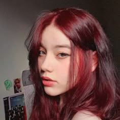 Red Hair Aesthetic, Wine Hair, Red Hair Inspo, Hair Color Streaks, Dark Red Hair, Hair Aesthetic, Aesthetic Red, Hair Stylies, روتين العناية بالبشرة