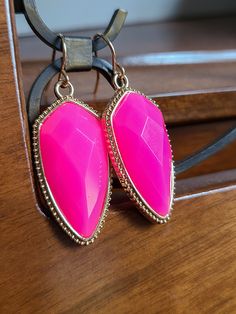 Hot pink dangles approx 2 in. Trendy Pink Dangle Jewelry, Handmade Pink Drop Jewelry, Adjustable Pink Teardrop Jewelry, Adjustable Teardrop Pink Jewelry, Trendy Pink Drop Earrings, Trendy Pink Dangle Earrings, Pink Drop Earrings For Party, Adjustable Pink Dangle Earrings, Pantry