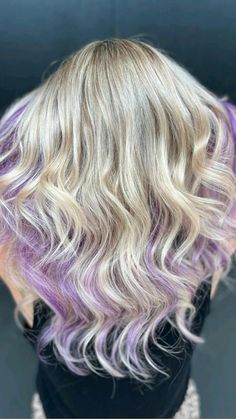 Blonde Hair With Lavender Money Piece, Interesting Blonde Hair Color, Violet Highlights In Blonde Hair, Purple Underdye Hair Blonde, Cute Hair Dye Ideas For Blondes, Lilac Highlights Blonde, Blonde Hair With Purple Peekaboo, Blonde Hair With Peekaboo Color