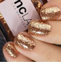 Gold Glitter Fall Nails, Sparkling Gold Nails, Bubble Bath And Gold Nails, Shiny Gold Nails, Gold Nail Accent, Silver And Gold Nails Holiday, Gold Christmas Nails Designs, Dip Nails Gold, Gold Sparkle Nails Acrylic