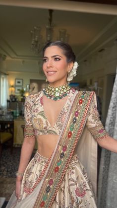 Allu (@aleena_oommen) • Instagram photos and videos Gold Sabyasachi Lehenga, Sabyasachi Mehendi Lehenga, Sabyasachi Golden Lehenga, Bridal Mehndi Outfit, Bride Style Ideas, Sabyasachi Printed Lehenga, Sabyasachi Floral Lehenga, Elegant Lehenga, Indian Fits