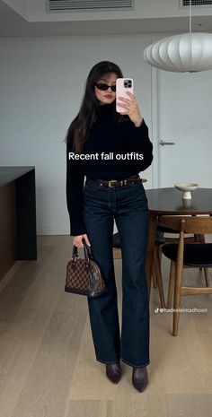 Women’s Black Button Down Shirt Outfit, Dark Blue Jeans Winter Outfit, Dark Denim Jeans Outfit Winter, Dark Blue Straight Leg Jeans Outfit, Blue High Waisted Jeans Outfit, Dark Blue Bootcut Jeans Outfit, Dark Jeans Outfit Winter, Dark Jean Outfits, Outfits With Dark Jeans