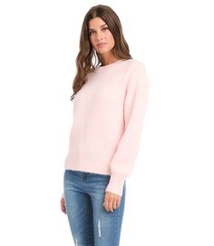 Crafted from a super soft blend, this sweater is an instant wardrobe essential with its cozy construction and relaxed fit. It's detailed with statement-making puff sleeves. Bohemian Chic Outfits, Light Pink Sweater, Boho Chic Clothing, Light Pink Sweaters, Layered Sweater, Blouson Sleeve, Boho Chic Outfits, Chic Clothing, Karen Kane