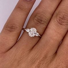 14k White Gold Oval Cut 1.30 Carat Lab Created Diamond Engagement Rings All Size Lab Created Diamond Rings Engagement, Wedding Ring Sizes, White Gold Wedding Rings, Natural Diamond Engagement Ring, Oval Cut Diamond, Diamond Gold, Gold Diamond Rings