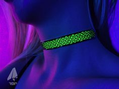 This piece features a deep maze-like pattern that shifts to black as it curves away. This effect makes the band look much deeper than it is. This is all overtop a bright fluorescent base.  This choker is known as BrainZ and comes in fluorescent/black with an adjustable length of 29-39.5cm. Made of fused deposition rubber and plastic forming a durable single piece clasp/band. This is part of our Sas-Swatch series of chokers.  Our chokers are made to be the piece of art you want on every trip. RBF Cheap Multicolor Rave Wristband, Adjustable Black Rave Choker, Adjustable Black Rave Style Choker, Neon Glow Party, Rave Accessories, Glow Party, Neon Glow, Rave Wear, Labyrinth