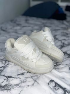 Chunky Bershka shoes they look incredible Bershka Sneakers, Bershka Shoes, Chunky Shoes, Swag Shoes, Chunky Sneakers, Sneaker Heels, Nice Shoes, Fashion Shoes