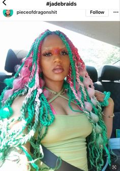 Bald Hair Styles, Hair Styles For Volume, Black And Green Braids With Curls, Blonde Green Braids, Pink And Green Box Braids, Green And Pink Braids, Goddess Braids Honey Blonde, Pink And Green Braids, Jade Braids Pink