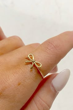 Gold Womens Jewelry, Jewellery Rings Gold, Cheap Cute Jewelry, Simple Cute Jewelry, Bow Ring Gold, Cute Gold Accessories, Cute Girly Jewelry, Cute Jewelry Gold, Jewelery Aesthic