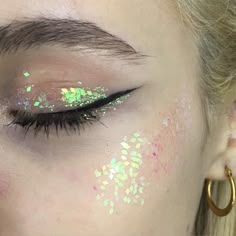 ◖ @lauren_emilyx ◗ Festival Make Up, Festival Makeup Glitter, Henry Mancini, Douyin Makeup, Prom Inspo, Make Up Videos, Makeup Idea, Festival Makeup